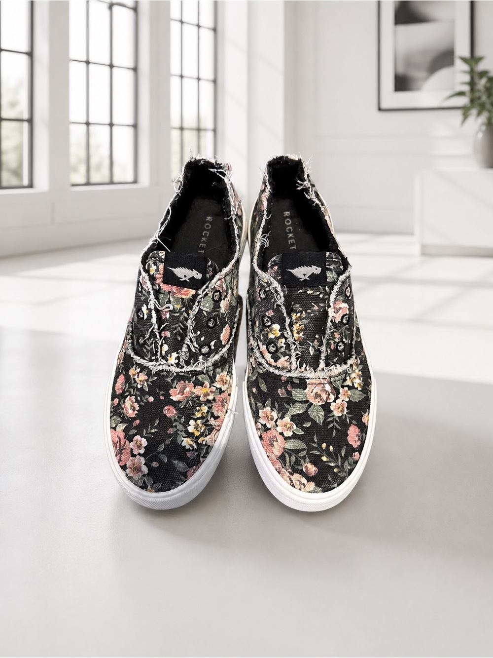 Rocket Dog Black Floral Slip-On Canvas Sneakers with Pink & Cream Accents size 8